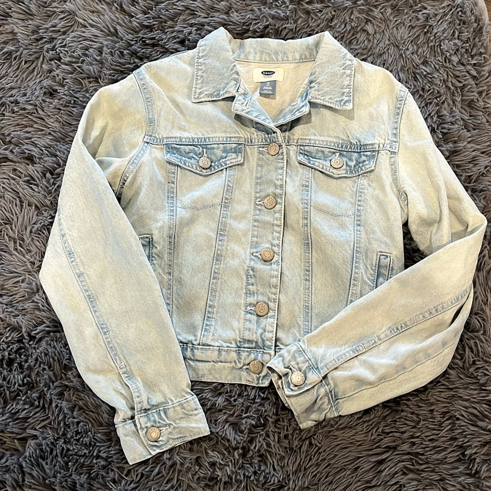 Old Navy light blue XL Youth girls (size 14) denim jacket